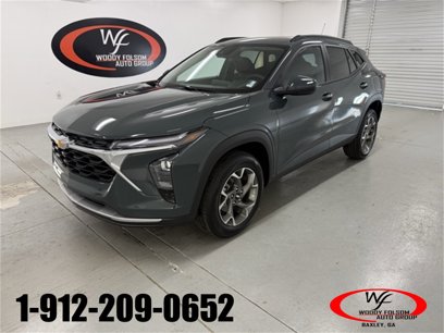 New 2025 Chevrolet Trax LT w/ Driver Confidence Package