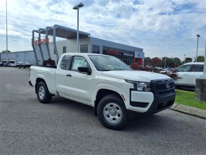 New 2025 Nissan Frontier S