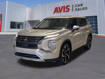 Used 2023 Mitsubishi Outlander SE