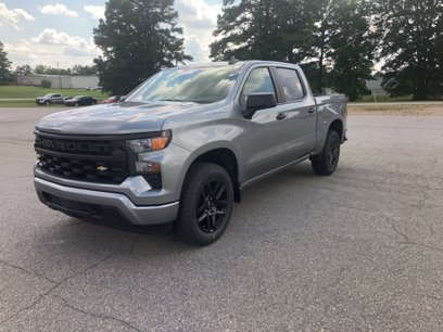 New 2025 Chevrolet Silverado 1500 Custom w/ Turbomax Blackout Package