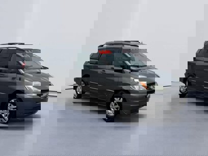 Used 2004 Toyota Sienna LE