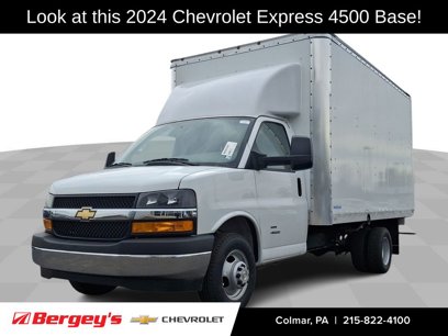 New 2024 Chevrolet Express 4500 w/ Power Convenience Package