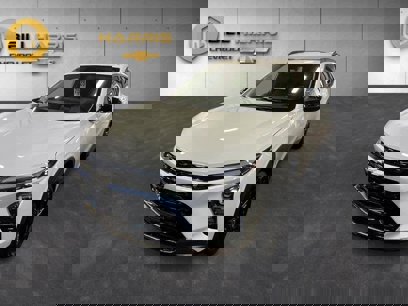 New 2025 Chevrolet Trax ACTIV w/ Sunroof Package