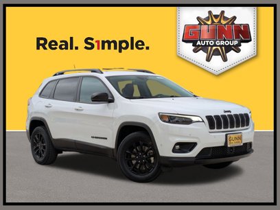 Used 2023 Jeep Cherokee Altitude Lux