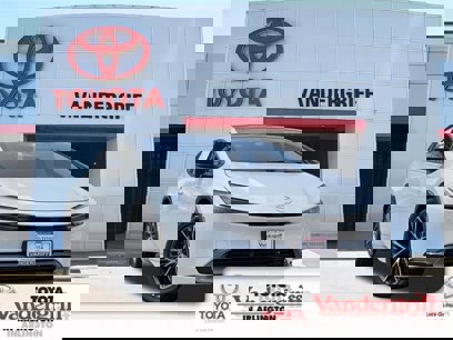 New 2025 Toyota Prius XLE