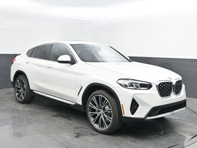 New 2025 BMW X4 xDrive30i w/ Premium Package
