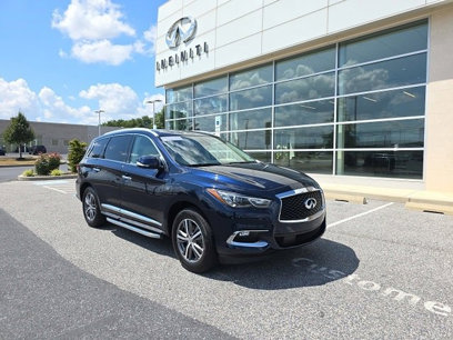 Certified 2020 INFINITI QX60 Luxe w/ Essential Package
