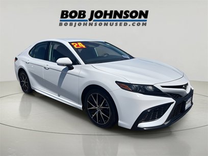 Used 2024 Toyota Camry SE