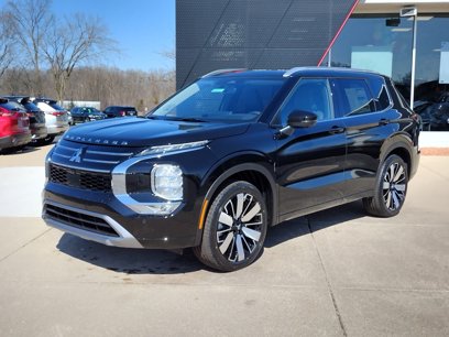 New 2025 Mitsubishi Outlander SEL