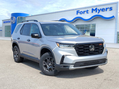 New 2025 Honda Pilot TrailSport