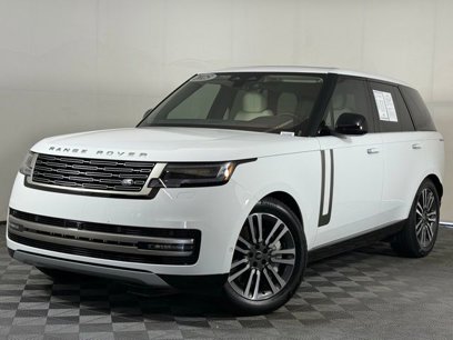Used 2025 Land Rover Range Rover SE