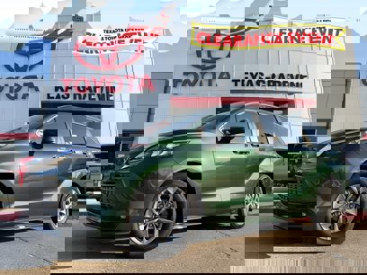 New 2025 Toyota Sienna XLE
