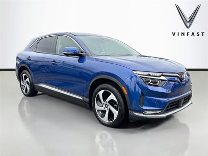 New 2025 VinFast VF 8 Eco