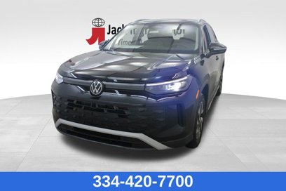 New 2025 Volkswagen Tiguan S