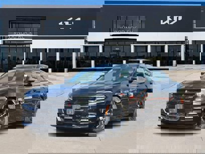 Used 2016 Dodge Charger SXT