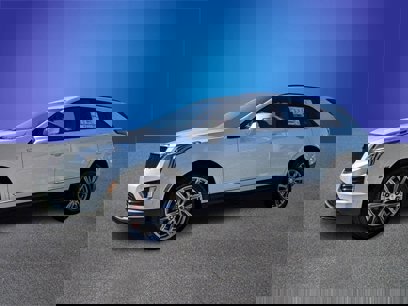 New 2024 Cadillac XT5 Sportv w/ Technology Package