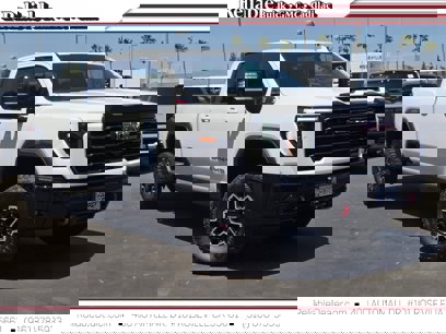 New 2025 GMC Sierra 2500 AT4X