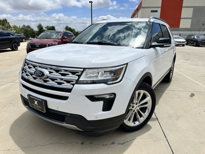 Used 2018 Ford Explorer XLT w/ Equipment Group 202A