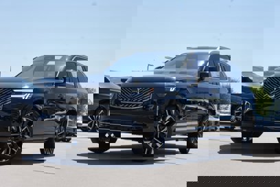 New 2025 Volvo XC90 T8 Core w/ Protection Package Premier