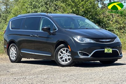 Used 2020 Chrysler Pacifica Touring-L