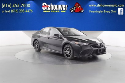 Used 2021 Toyota Camry SE