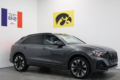 New 2025 Audi Q8 Premium Plus
