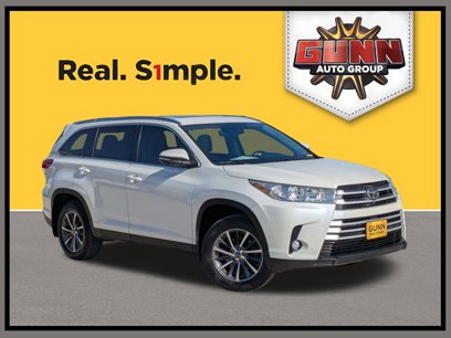 Used 2019 Toyota Highlander XLE w/ Carpet Mat Package (TMS)