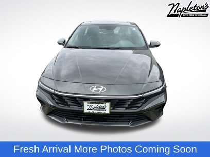 Used 2024 Hyundai Elantra SEL w/ Convenience Package