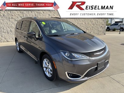 Used 2018 Chrysler Pacifica Touring-L Plus w/ Tire & Wheel Group