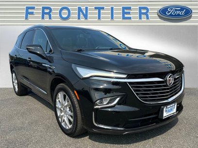 Used 2023 Buick Enclave Essence