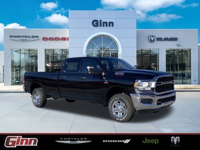 New 2024 RAM 2500 Tradesman w/ Chrome Appearance Group