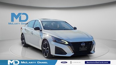 Used 2024 Nissan Altima 2.5 SR