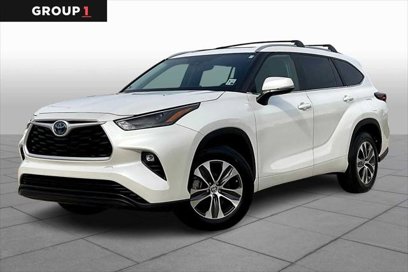 Certified 2024 Toyota Highlander XLE