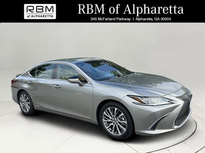 Used 2020 Lexus ES 300h w/ Premium Package