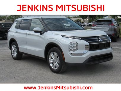 New 2025 Mitsubishi Outlander ES