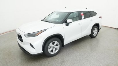 New 2025 Toyota Highlander LE