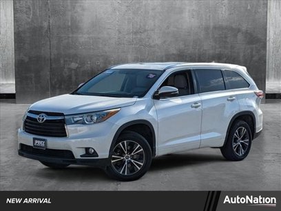 Used 2016 Toyota Highlander XLE