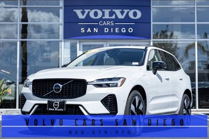 New 2025 Volvo XC60 T8 Plus w/ Protection Package Premier