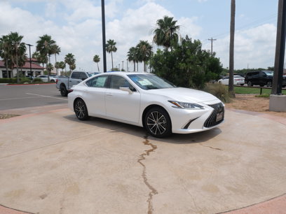 New 2025 Lexus ES 300h w/ Premium Package