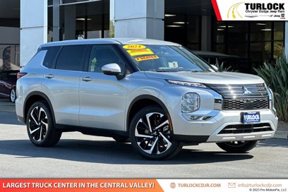Used 2024 Mitsubishi Outlander SE