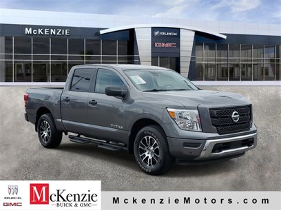 Used 2022 Nissan Titan SV w/ SV Convenience Package
