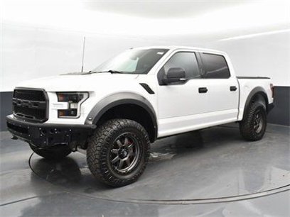Used 2017 Ford F150 Raptor w/ Equipment Group 801A Mid