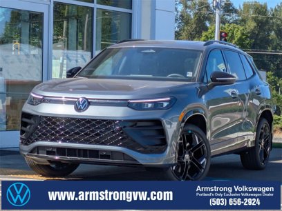 New 2025 Volkswagen Tiguan SE R-Line