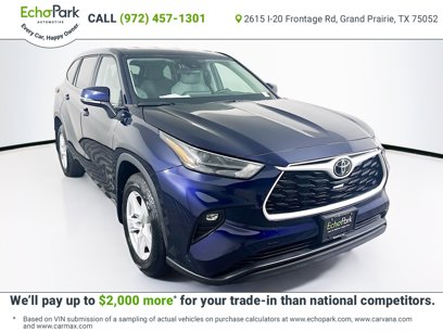 Used 2023 Toyota Highlander LE