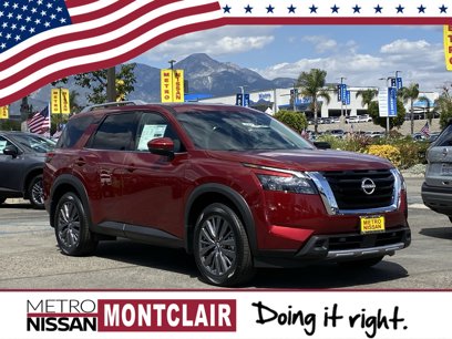New 2025 Nissan Pathfinder SL w/ SL Premium Package