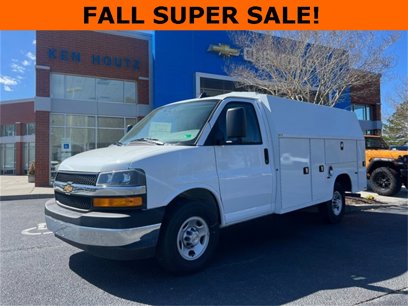 New 2024 Chevrolet Express 3500 w/ Power Convenience Package