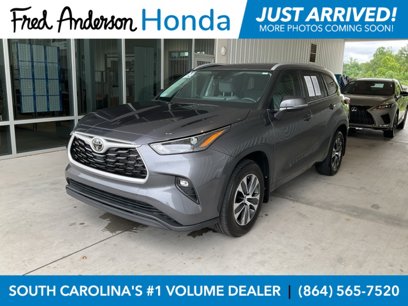Used 2024 Toyota Highlander LE