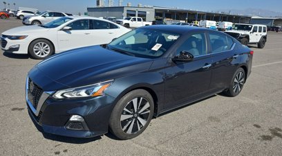 Certified 2022 Nissan Altima 2.5 SV