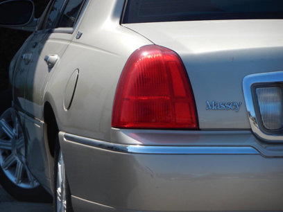 Used 2010 Lincoln Town Car Signature Limited