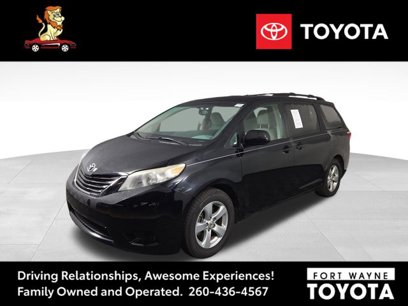 Used 2017 Toyota Sienna LE